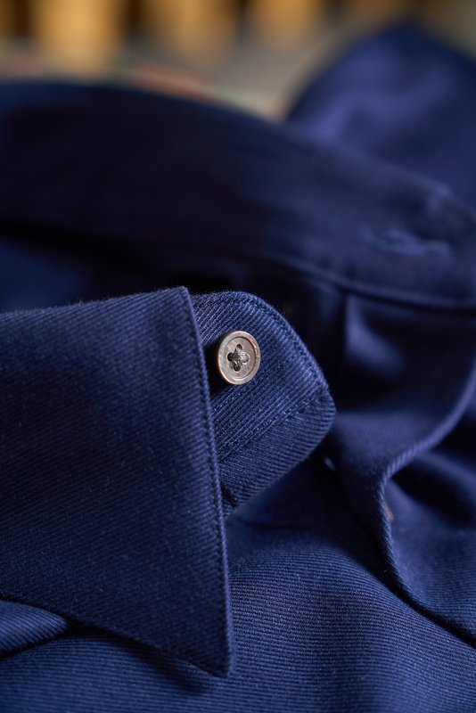 Kiton 울 혼방 남성 비즈니스 셔츠 001-216141