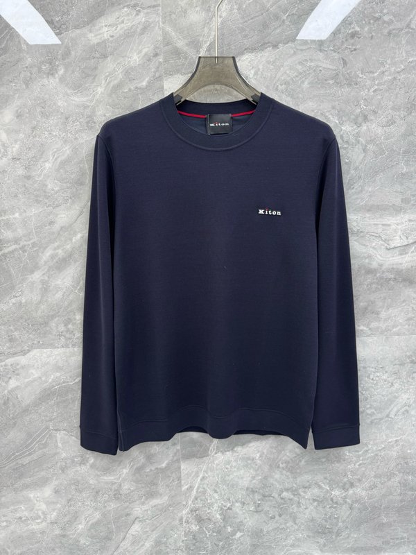 Kiton 남성 프리미엄 미니멀 로고 니트 긴팔 001-216173