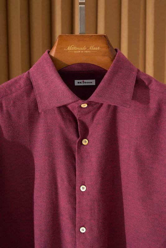 Kiton 남성 두꺼운 벨벳 셔츠 001-216174