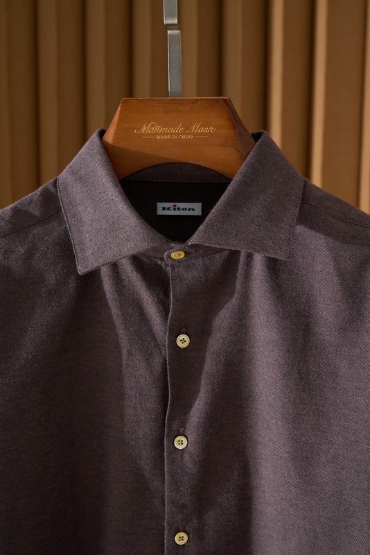 Kiton 남성 두꺼운 벨벳 셔츠 001-216178