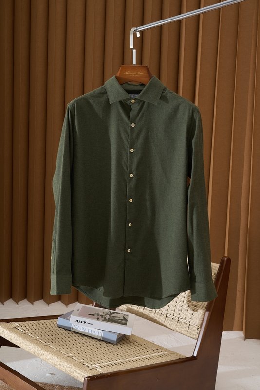 Kiton 남성 두꺼운 벨벳 셔츠 001-216179