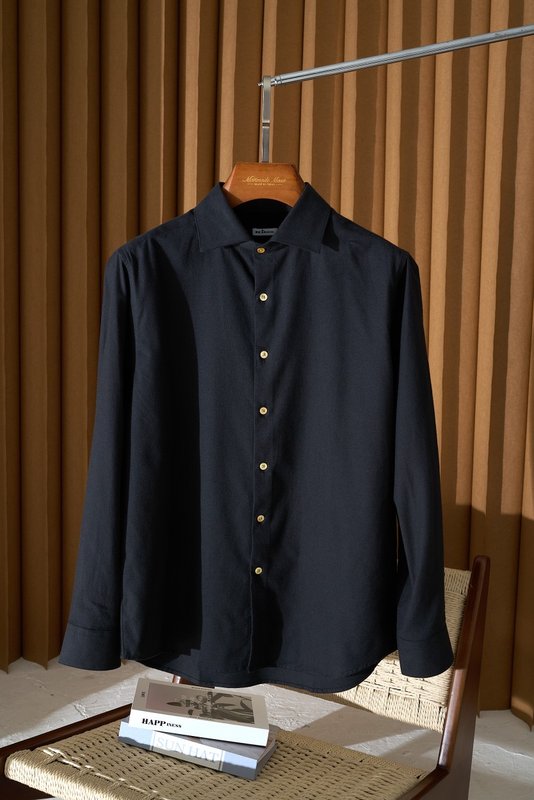 Kiton 남성 두꺼운 벨벳 셔츠 001-216192