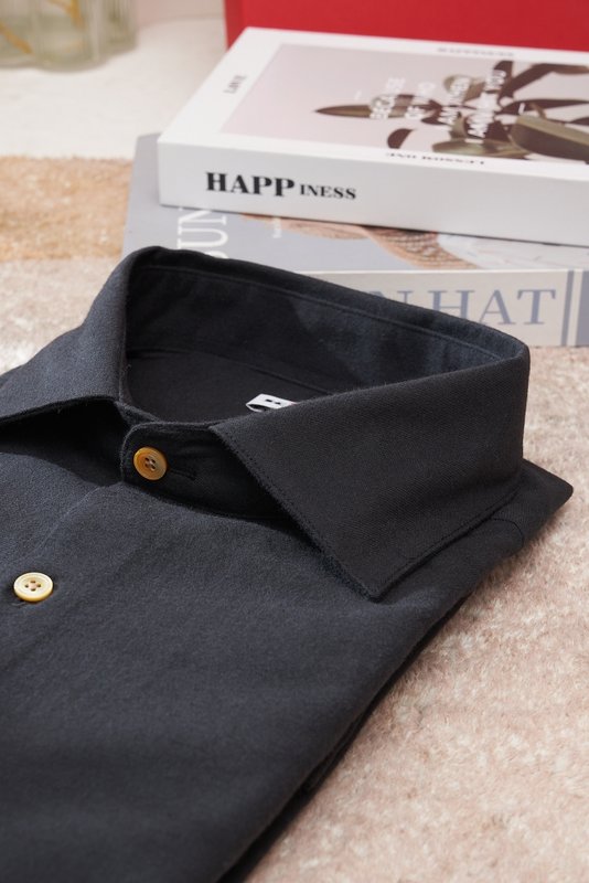 Kiton 남성 두꺼운 벨벳 셔츠 001-216192