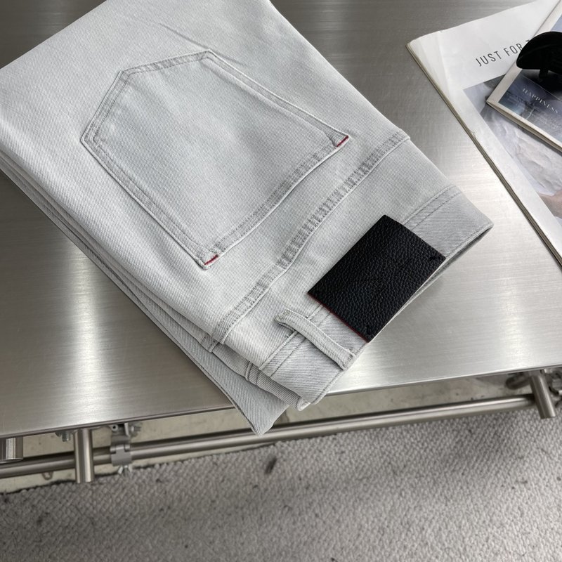 Kiton 봄여름 신상 스트레이트 데님 팬츠 001-216197