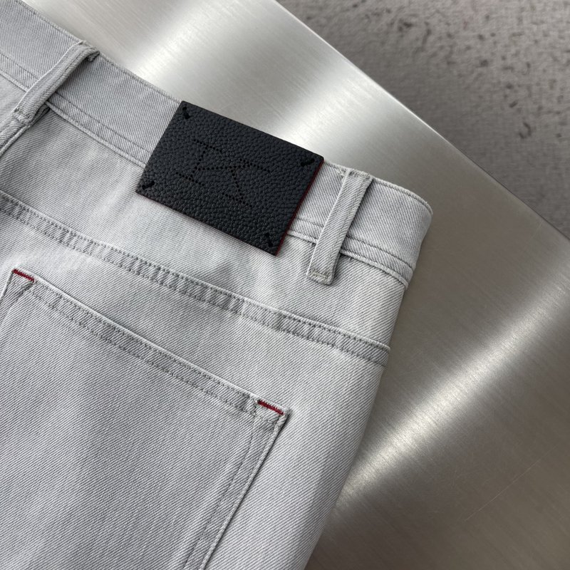 Kiton 봄여름 신상 스트레이트 데님 팬츠 001-216197