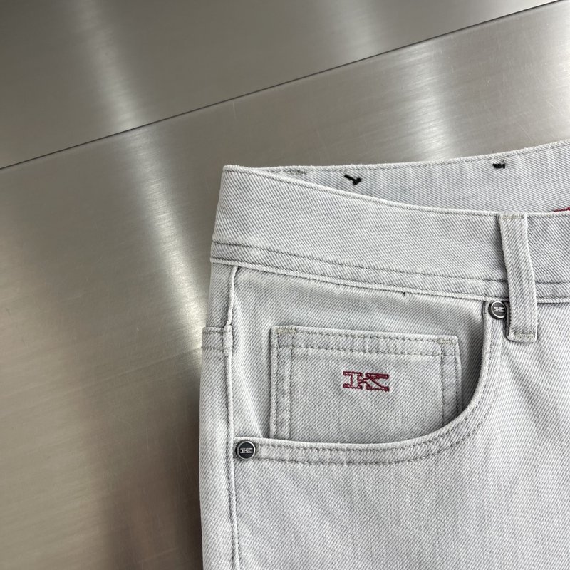 Kiton 봄여름 신상 스트레이트 데님 팬츠 001-216197