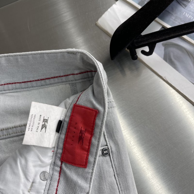 Kiton 봄여름 신상 스트레이트 데님 팬츠 001-216197