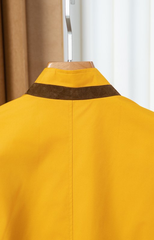 Kiton 스탠드 칼라 웨이스트 조절 가능 트렌치 자켓 001-216260