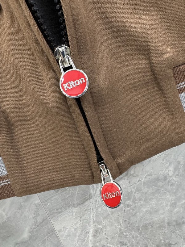 Kiton 비즈니스 캐주얼 후드 자켓 001-216270