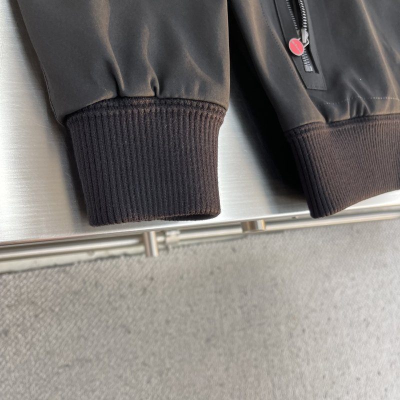 Kiton 가을 겨울 패션 스탠드 칼라 자켓 001-216276