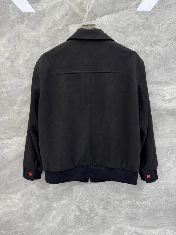 Kiton 올드머니 스타일 울 플립 칼라 자켓 001-216288