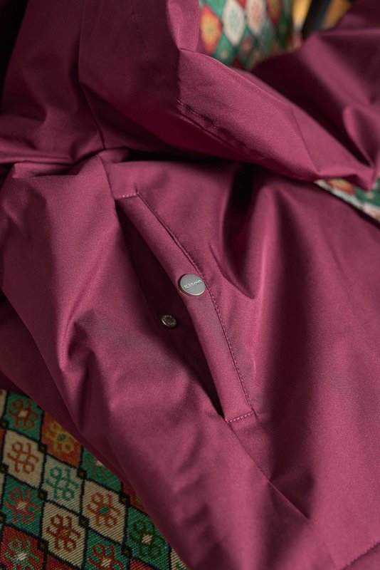 Kiton 남성용 경량 보온 패딩 자켓 001-216295