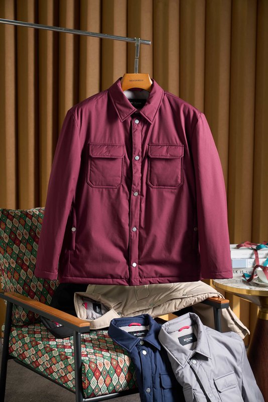 Kiton 남성용 경량 보온 패딩 자켓 001-216295