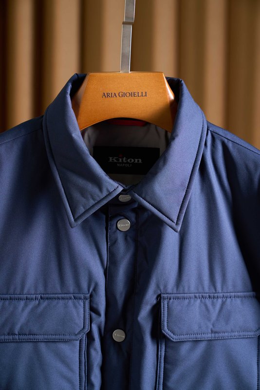 Kiton 남성 경량 보온 패딩 자켓 001-216297