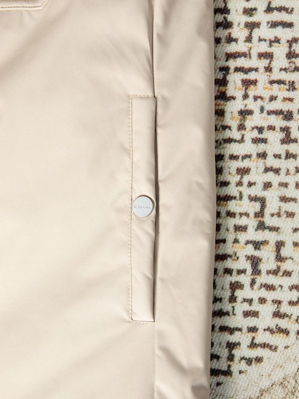 Kiton 남성 셔츠형 보온 패딩 자켓 001-216303
