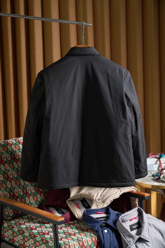 Kiton 남성 경량 보온 패딩 자켓 001-216304