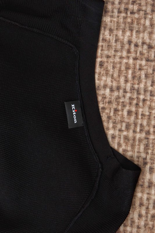 Kiton 남성 V 넥 코튼 카디건 니트 001-216305