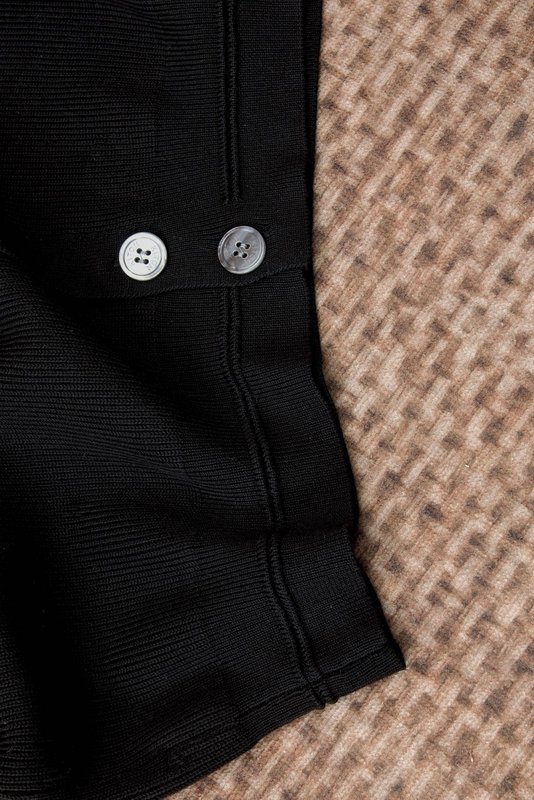 Kiton 남성 V 넥 코튼 카디건 니트 001-216305