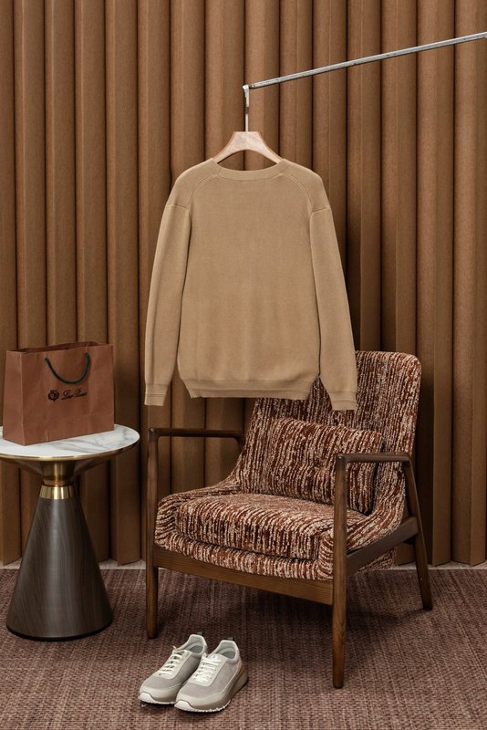 Kiton 남성 V 넥 코튼 카디건 니트 001-216306