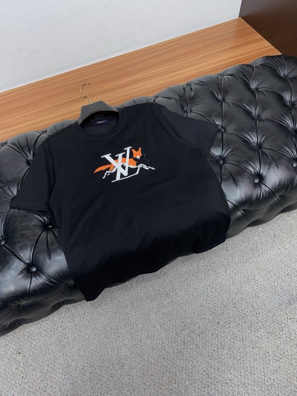 루이비통 남성 순면 라운드넥 반팔 티셔츠 001-216342