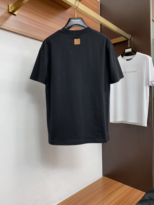 루이비통 남성 순면 라운드넥 반팔 티셔츠 001-216364