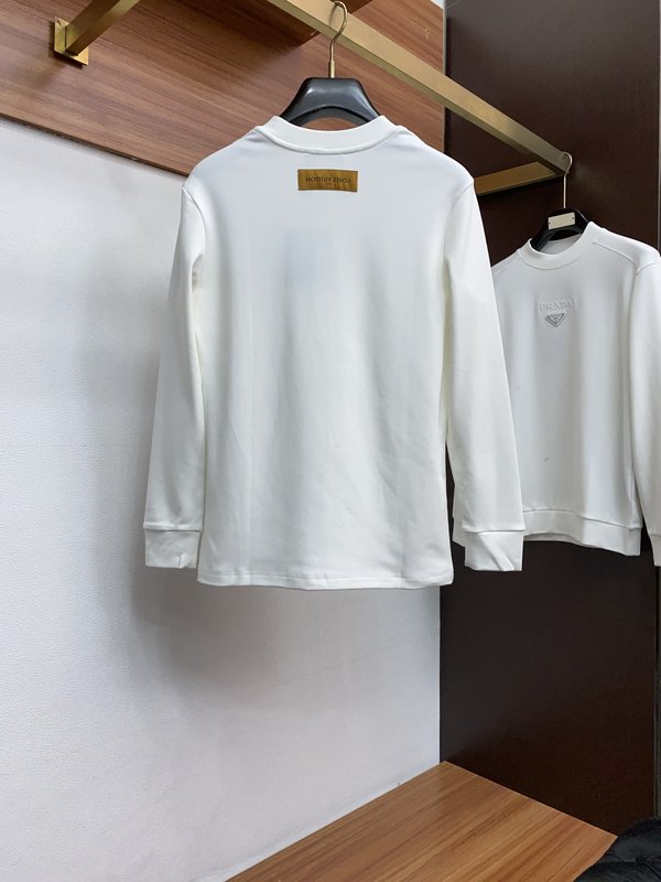 루이비통 남성 라운드넥 긴팔 티셔츠 001-216390
