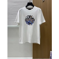 루이비통 남성 순면 라운드넥 반팔 티셔츠 001-216397
