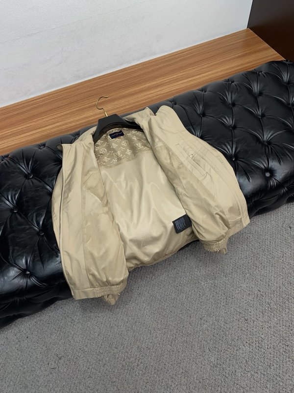 루이비통 남성 캐주얼 재킷 아우터 001-216599