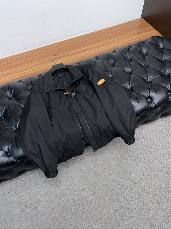 루이비통 남성 캐주얼 재킷 아우터 001-216607