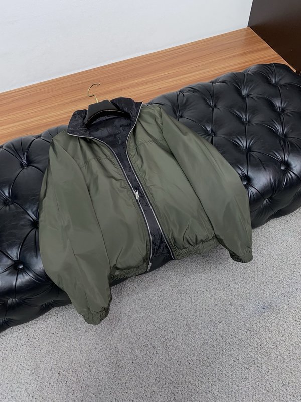 루이비통 양면 후드 자켓 아우터 001-216608