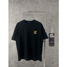 루이비통 클래식 로고 라운드 티셔츠 001-216650