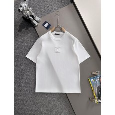 루이비통 남성 라운드넥 반팔 티셔츠 001-216726