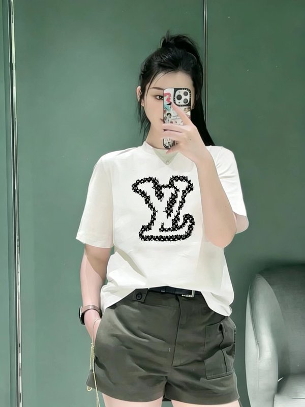 루이비통 라운드넥 반팔 티셔츠 001-216727
