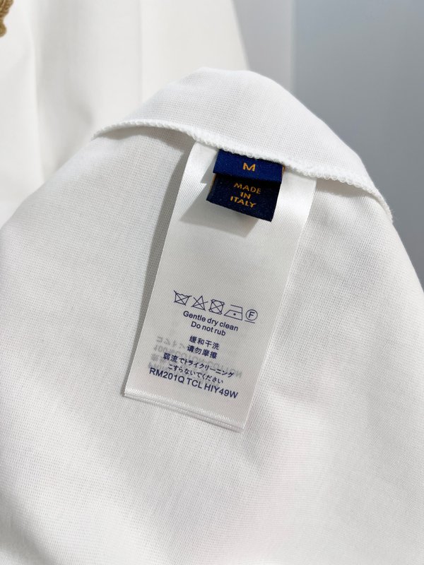 루이비통 라운드넥 반팔 티셔츠 자수 001-216780