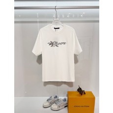 루이비통 울프 헤드 자수 라운드넥 반팔 티셔츠 001-216781