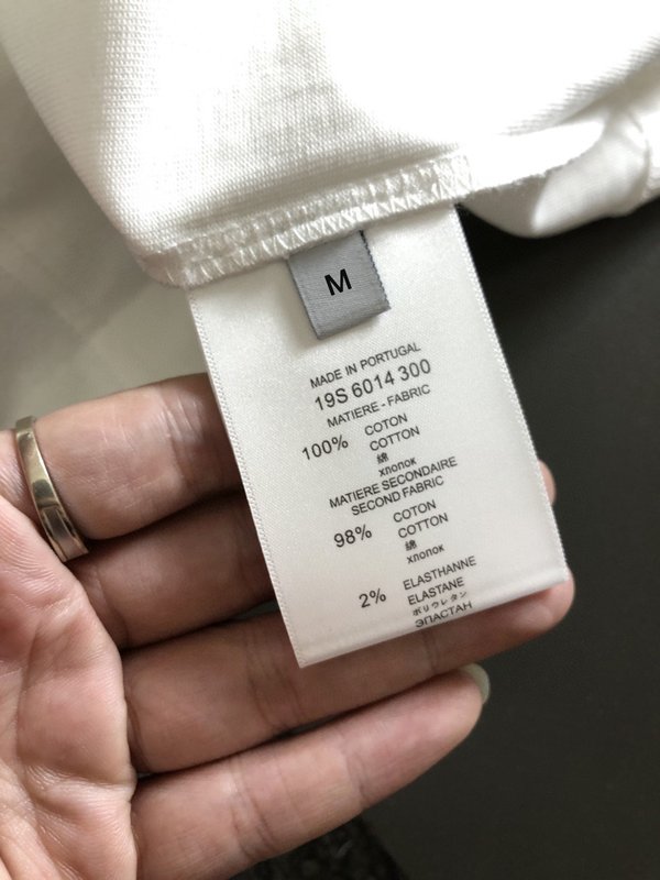 루이비통 남성 심플 반팔 티셔츠 001-216806