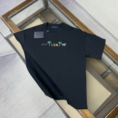 루이비통 여름 신상 라운드넥 반팔 티셔츠 001-216846