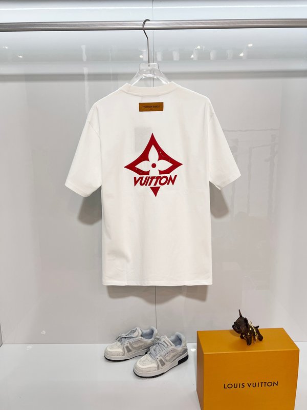 루이비통 면 라운드넥 반팔 티셔츠 001-216888