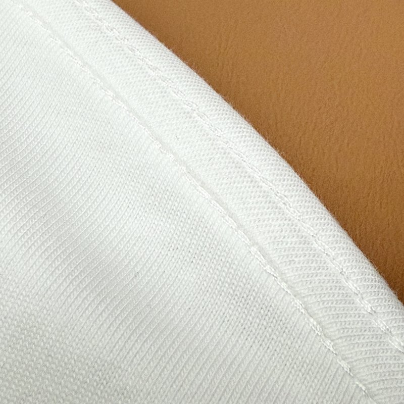 루이비통 자수 로고 반팔 티셔츠 001-216903