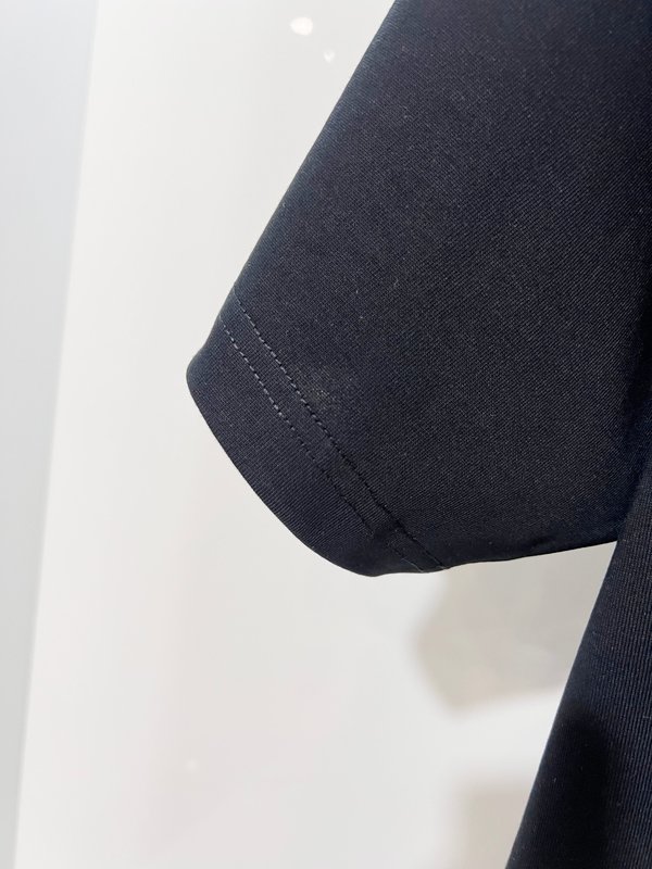 루이비통 스키 산 입체 패턴 라운드넥 반팔 티셔츠 001-216919