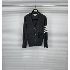 톰브라운 4 라인 울 카디건 001-217182