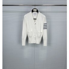 톰브라운 클래식 4 스트라이프 면 카디건 001-217257