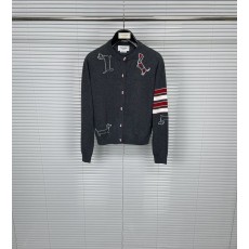 톰브라운 강아지 자수 울 니트 카디건 001-217316