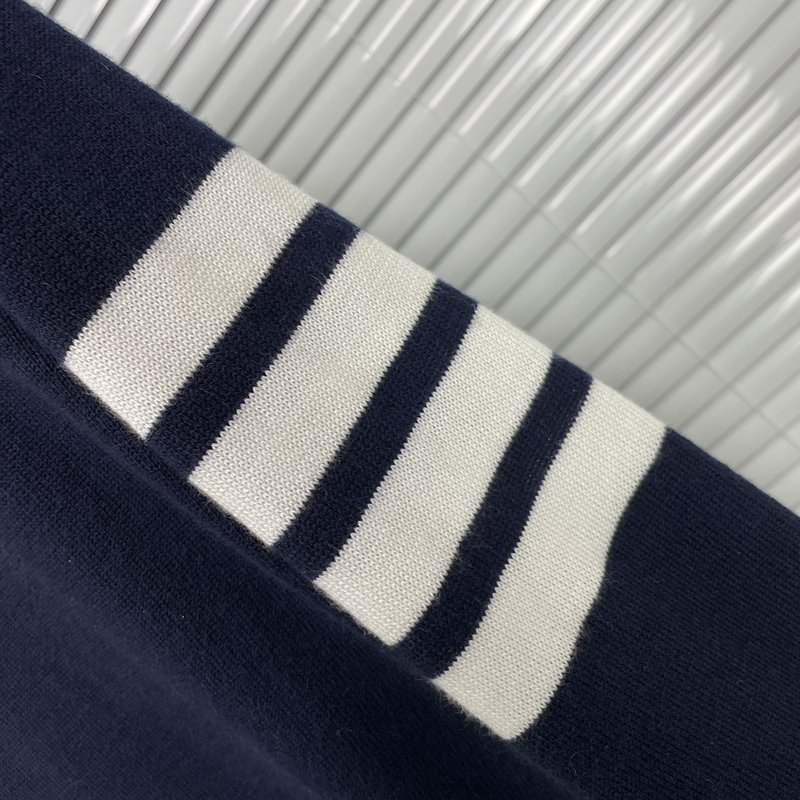 톰브라운 백면 진저브맨 울 카디건 001-217329
