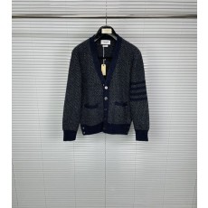 톰브라운 25SS雪花점 V 넥 카디건 001-217377