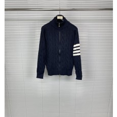 톰브라운 클래식 4 바 케이블 니트 지퍼 카디건 001-217420