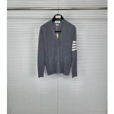 톰브라운 클래식 4 바 울 카디건 001-217424