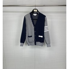 톰브라운 세로 스트라이프 5 버튼 V 니트 가디건 001-217441