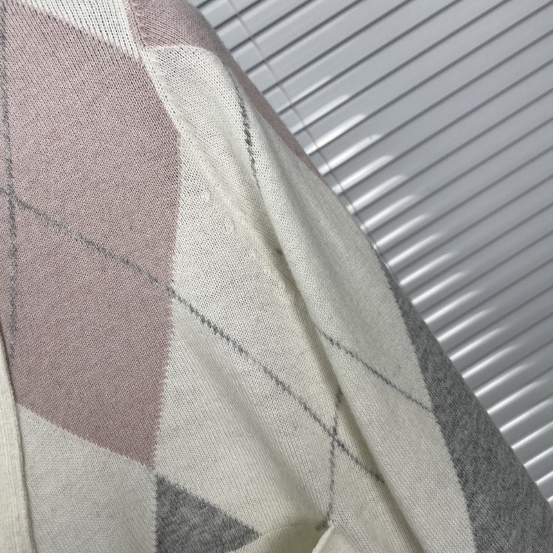 톰브라운 다이아몬드 격자 울 카디건 001-217446