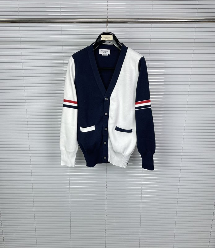 톰브라운 TB 더블 스트라이프 울 혼방 카디건 001-217490